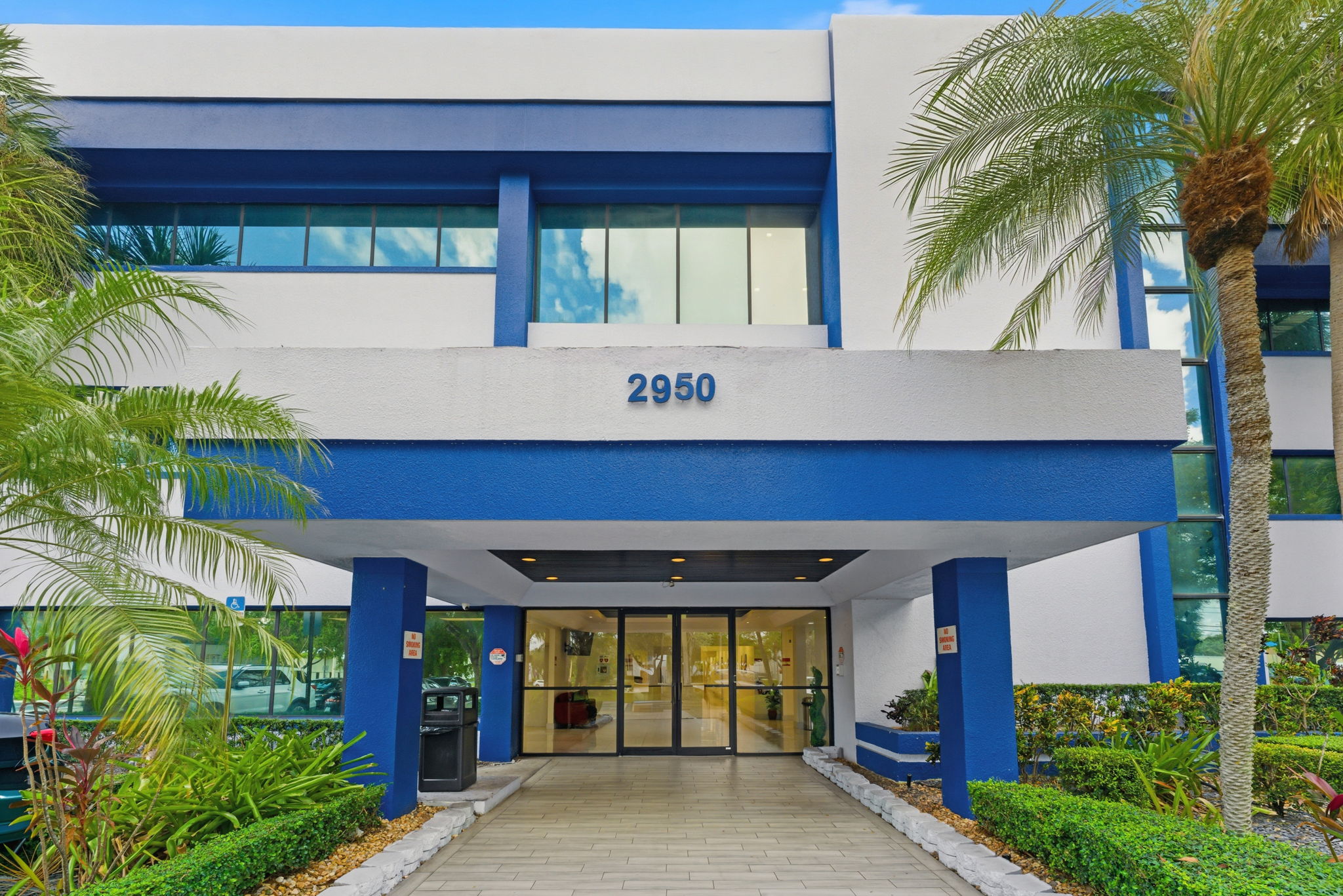 2950 CYPRESS BUILDING — 15/20