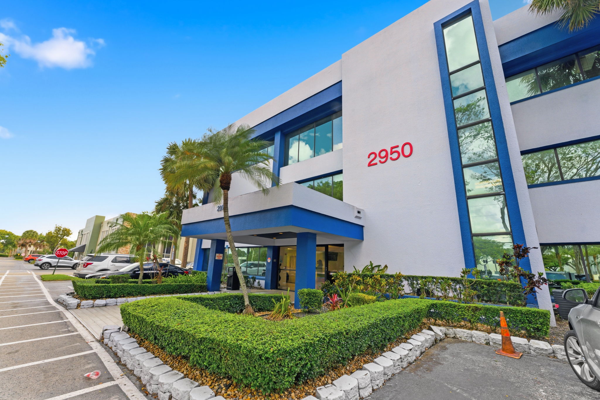 2950 CYPRESS BUILDING — 13/20