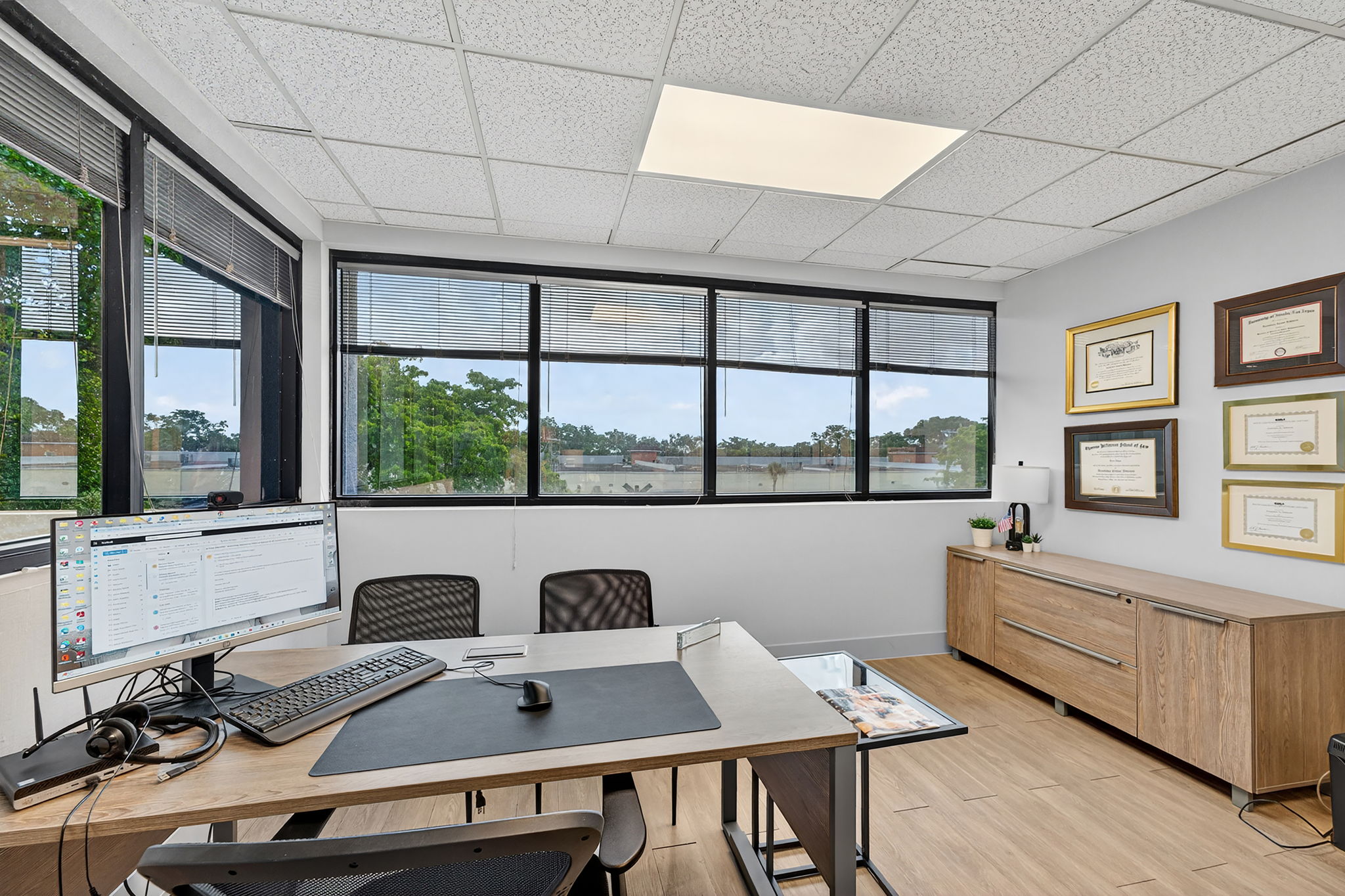 2950 CYPRESS BUILDING — 16/20