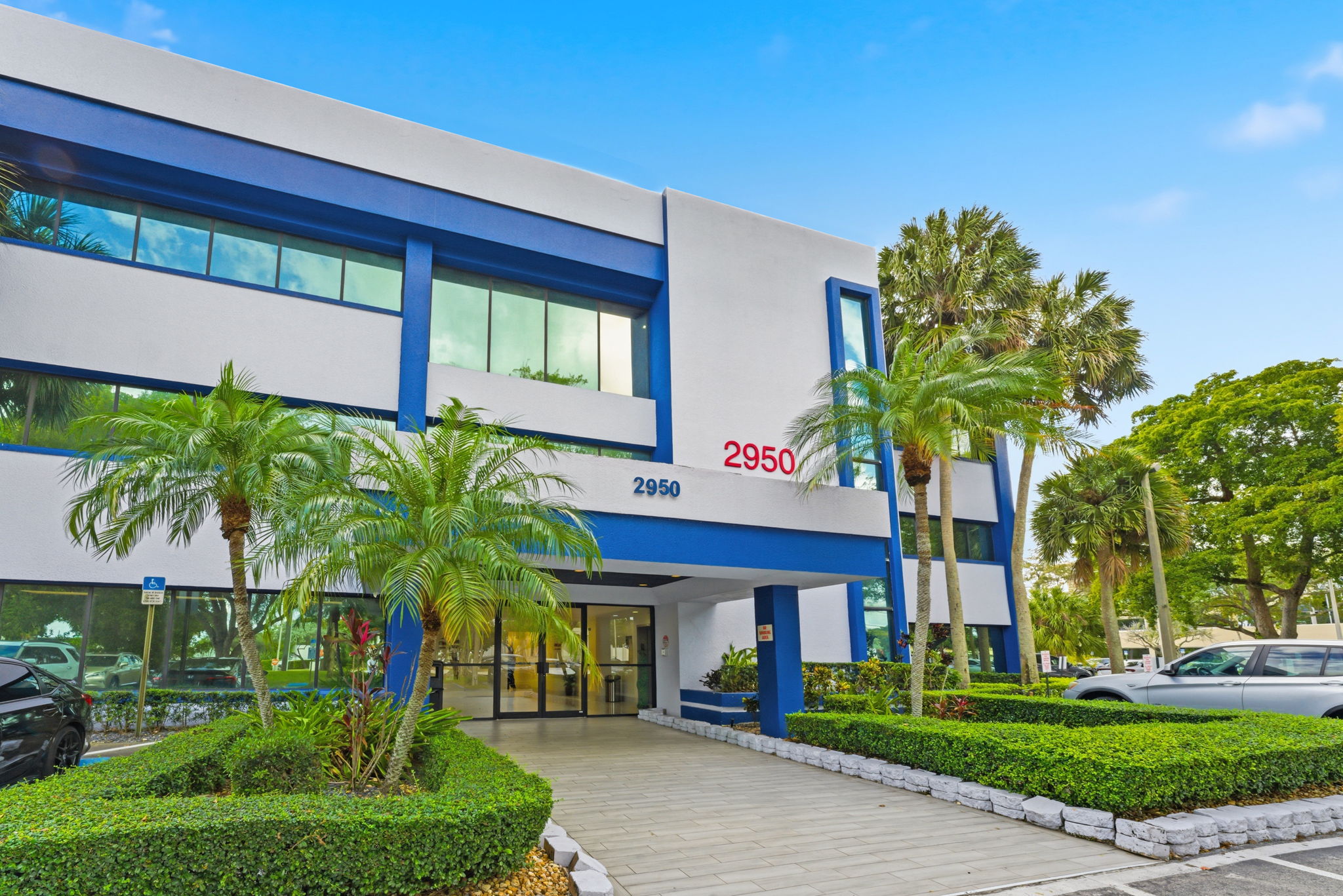 2950 CYPRESS BUILDING